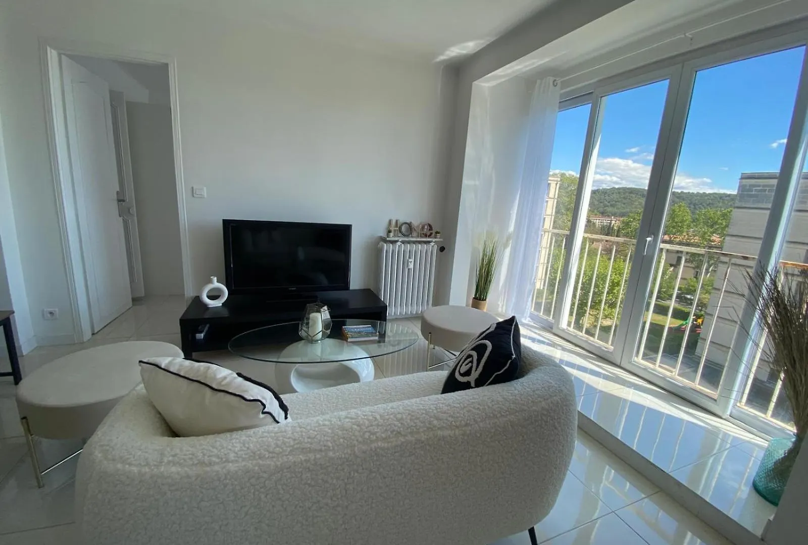 Appartement Logement Moderne Lumineux Et Vue à Aix-en-Provence