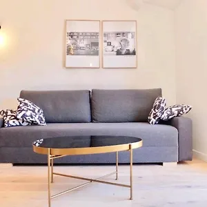 https://studio-centre-historique-aix-aix-en-provence.fr-provencehotel.com